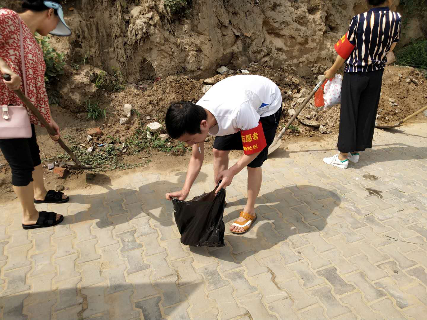 201807141531534150210.png 图片1.png