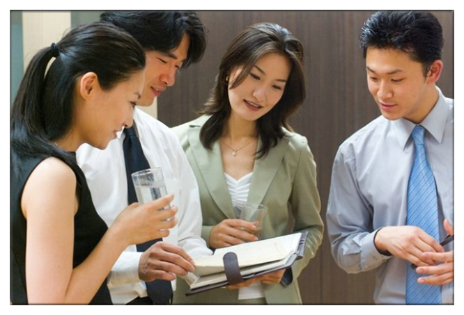 201807311533007348790.jpg 同事.jpg