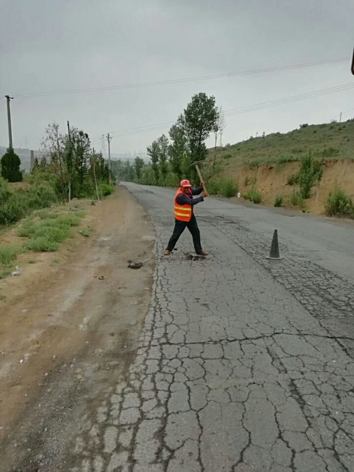 201808031533263382100.jpg A18FF9F875C163622D744CE9E74353F4.jpg