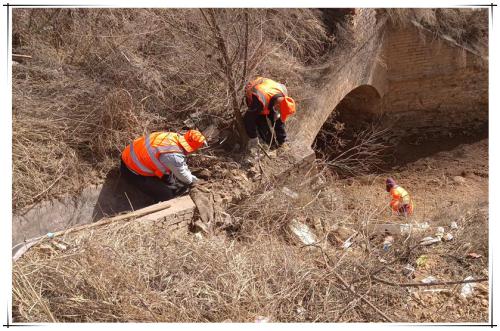 1712890444624270.jpg 养路人 路上事 (3).jpg